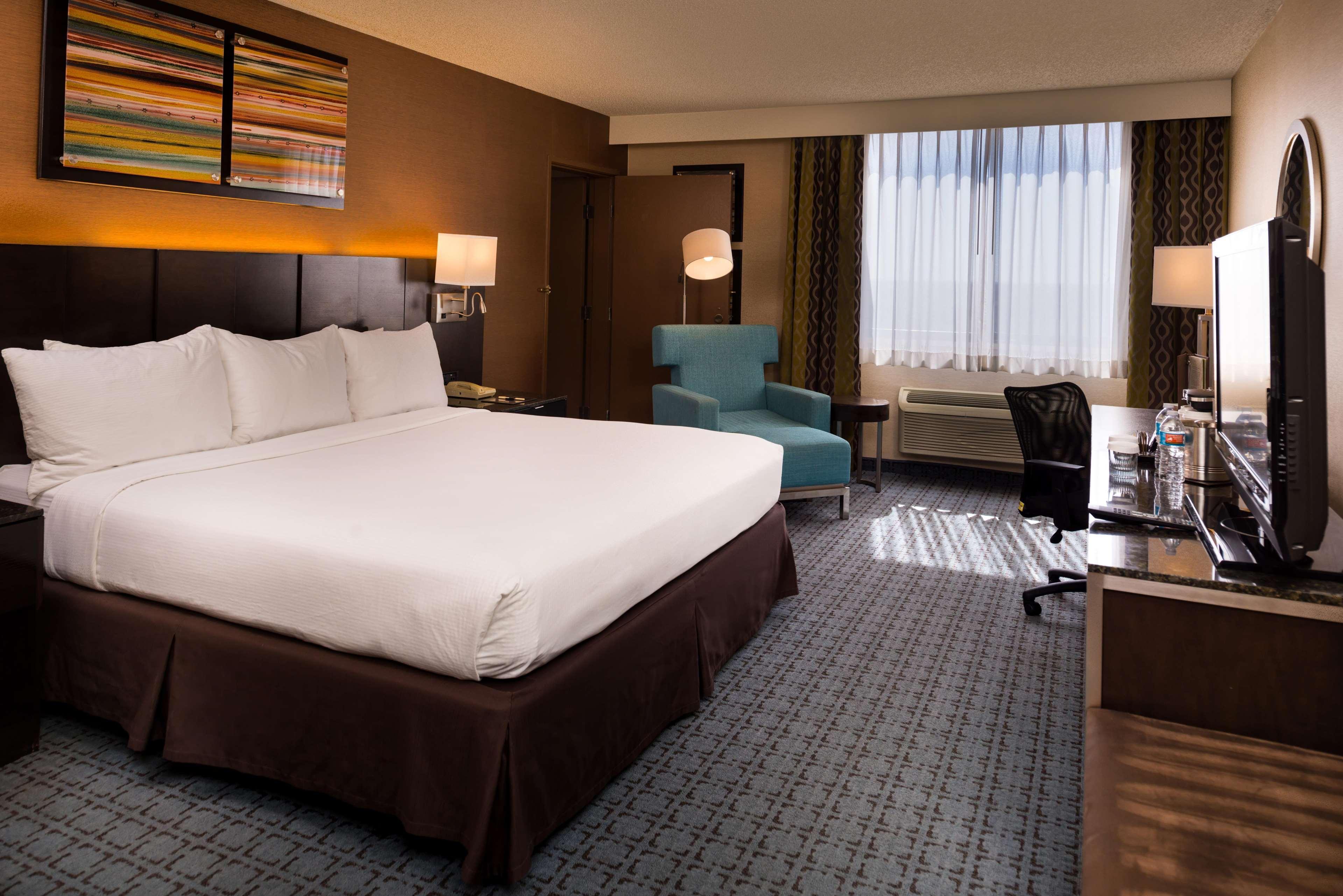Doubletree By Hilton Whittier Hotel Bilik gambar