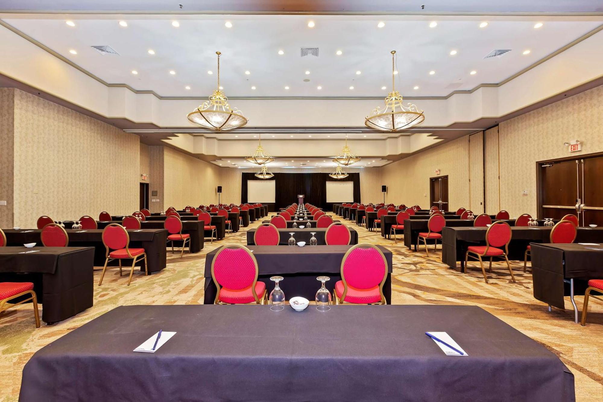 Doubletree By Hilton Whittier Hotel Luaran gambar