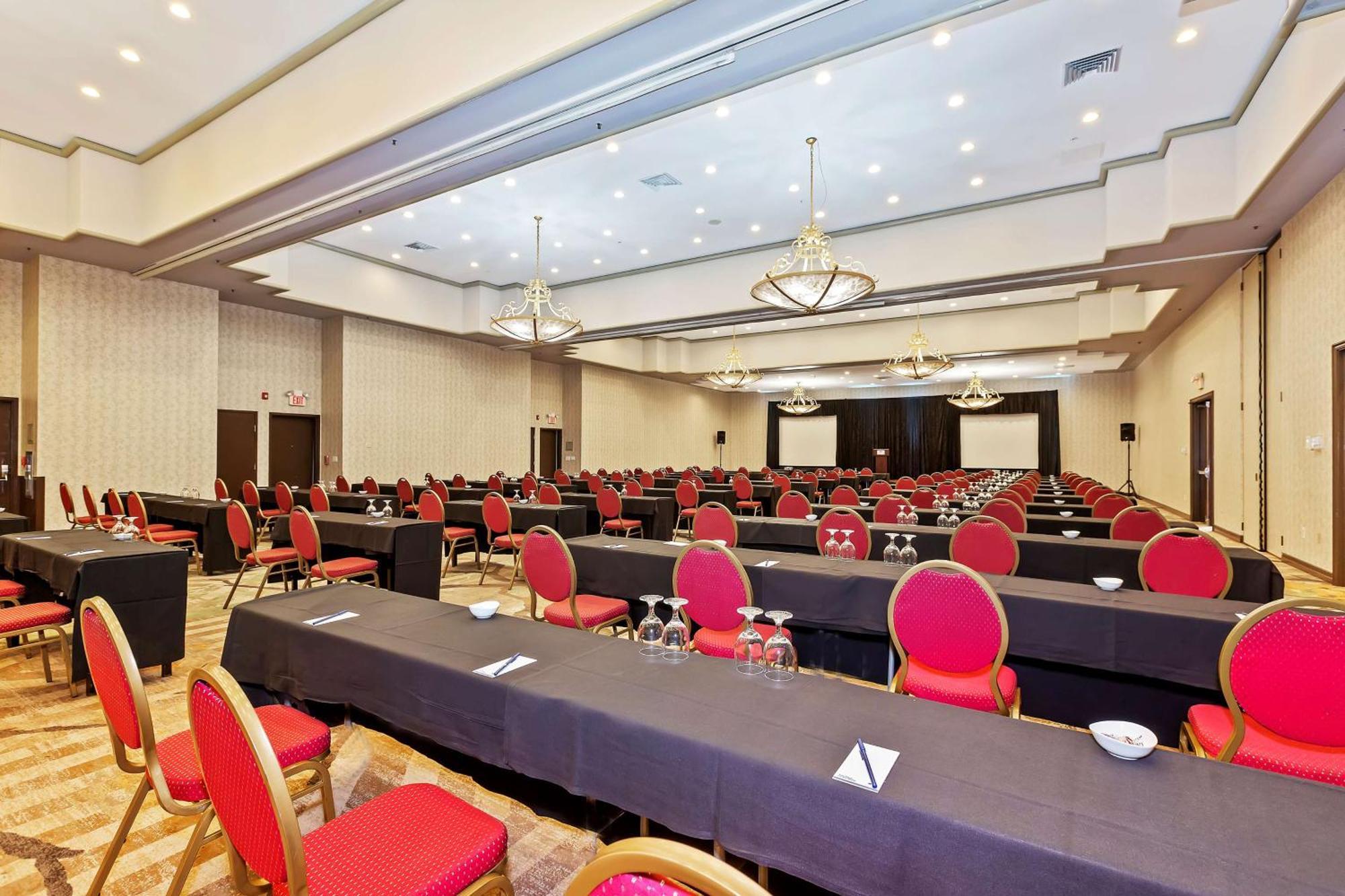 Doubletree By Hilton Whittier Hotel Luaran gambar