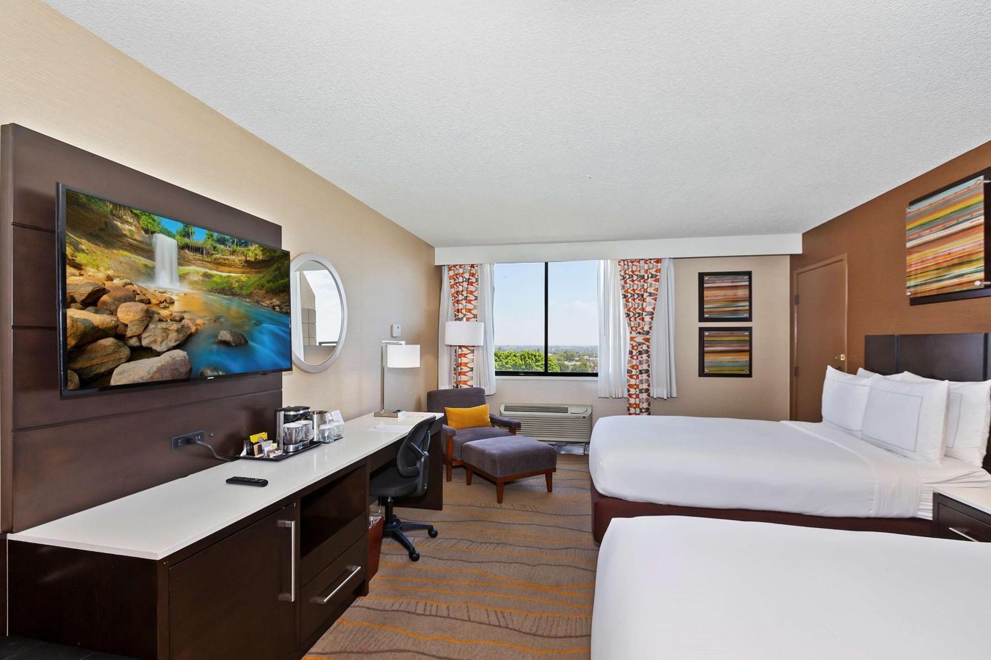 Doubletree By Hilton Whittier Hotel Luaran gambar