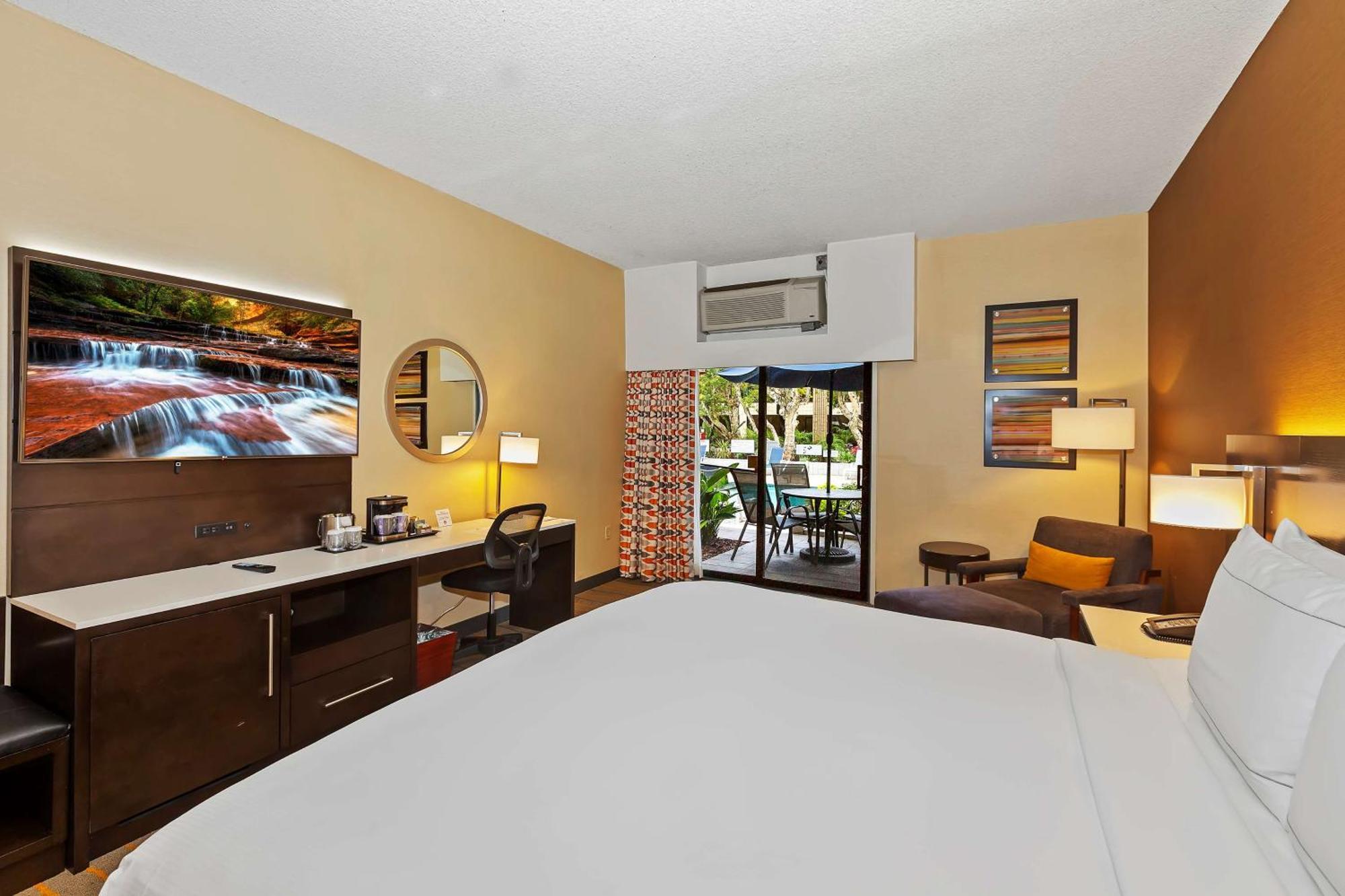Doubletree By Hilton Whittier Hotel Luaran gambar