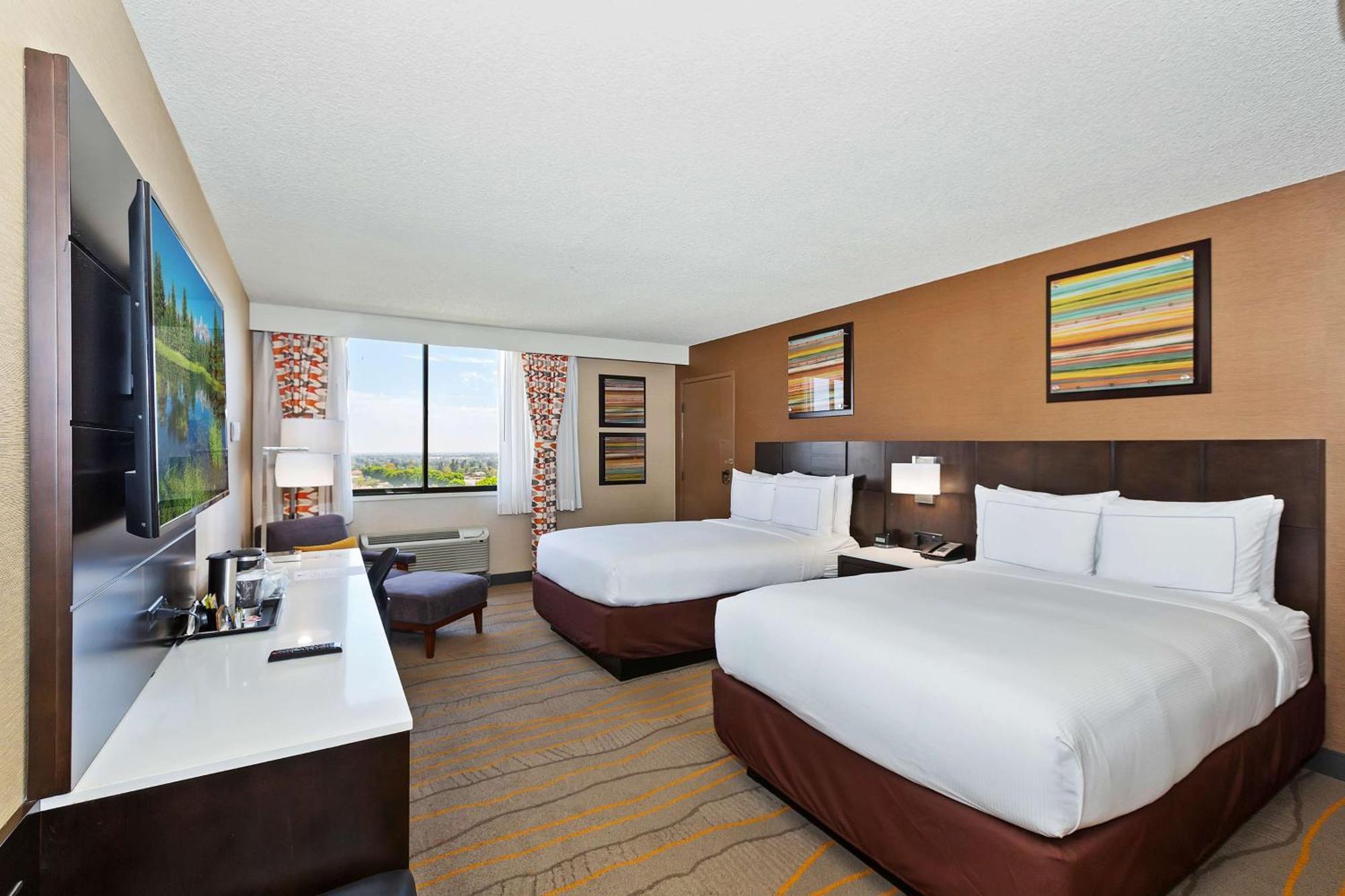Doubletree By Hilton Whittier Hotel Luaran gambar