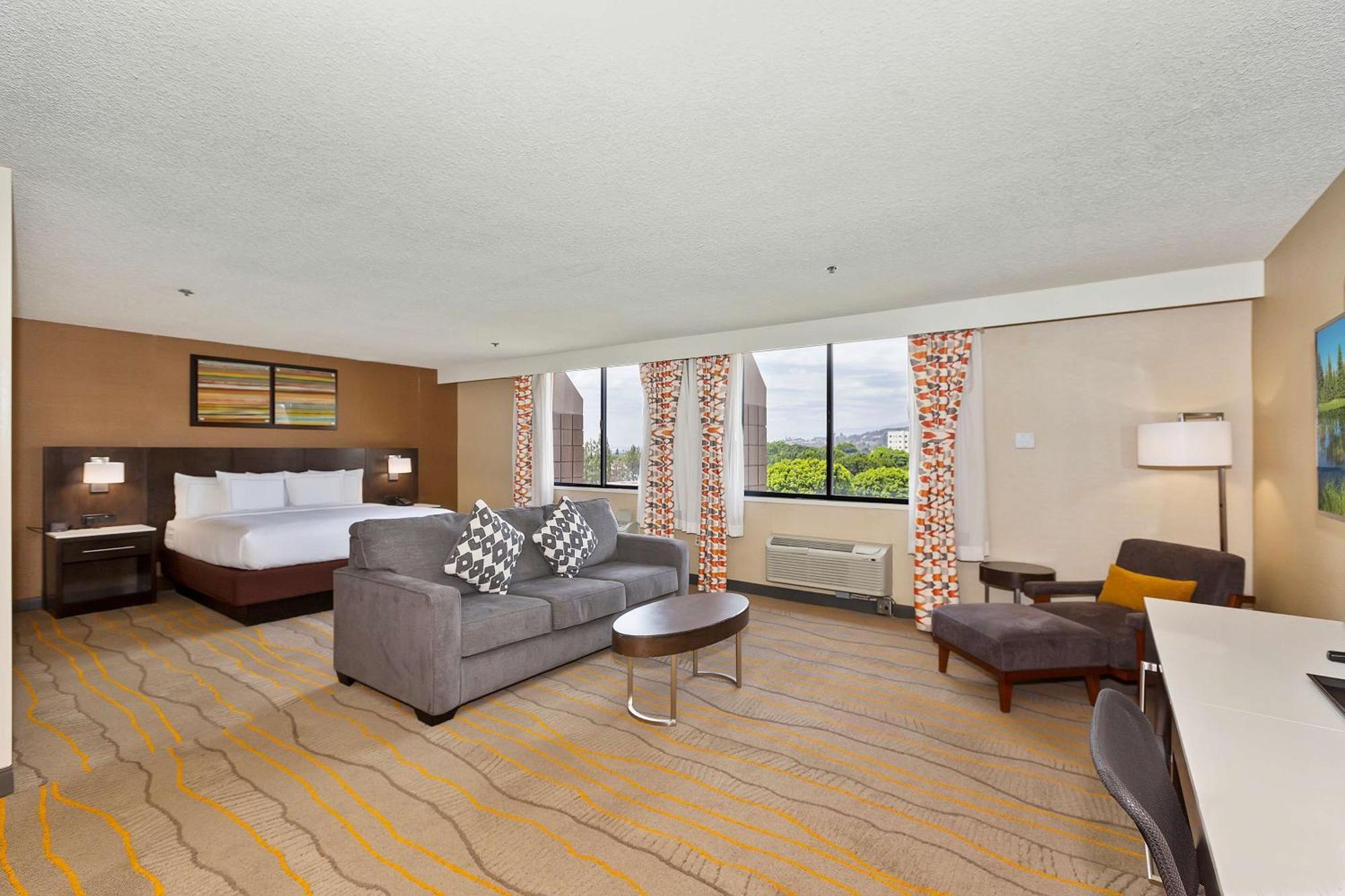 Doubletree By Hilton Whittier Hotel Luaran gambar