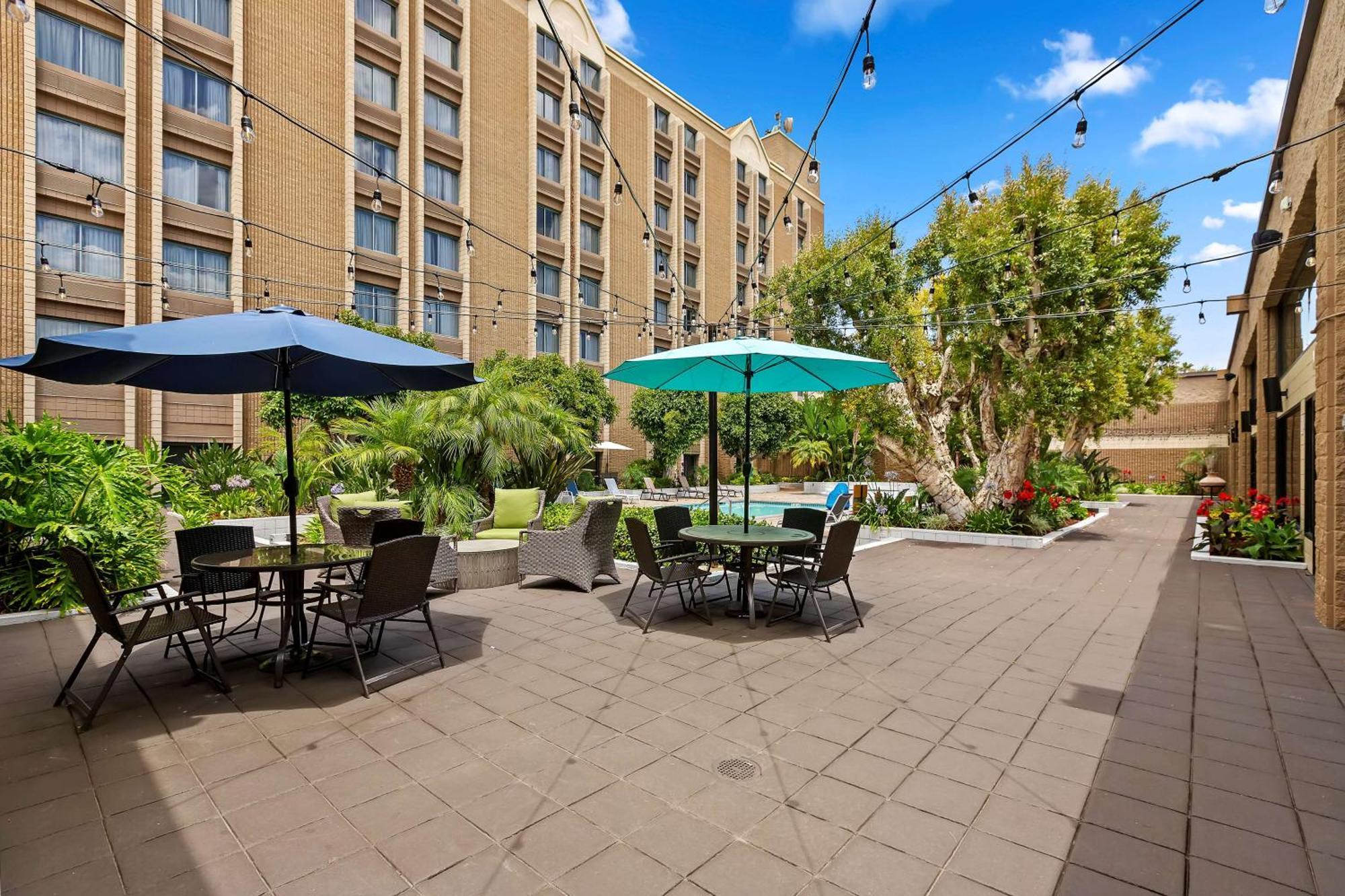 Doubletree By Hilton Whittier Hotel Luaran gambar