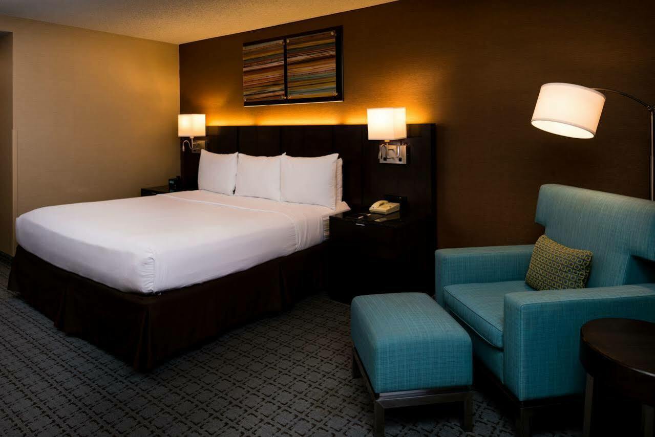Doubletree By Hilton Whittier Hotel Bilik gambar